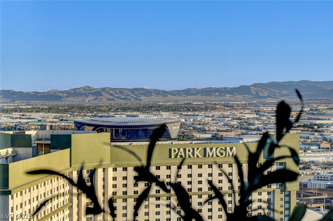 3726 LAS VEGAS Boulevard 3404