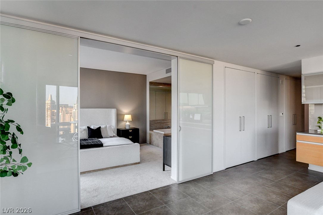3726 LAS VEGAS Boulevard 3404