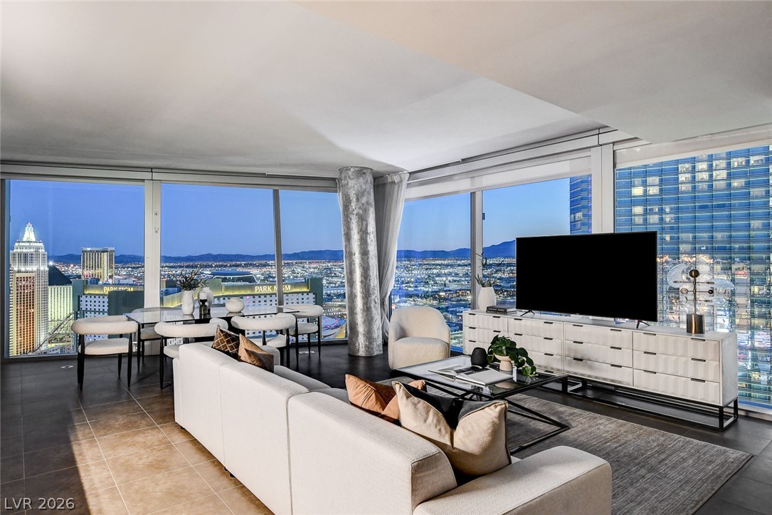 3726 LAS VEGAS Boulevard 3404