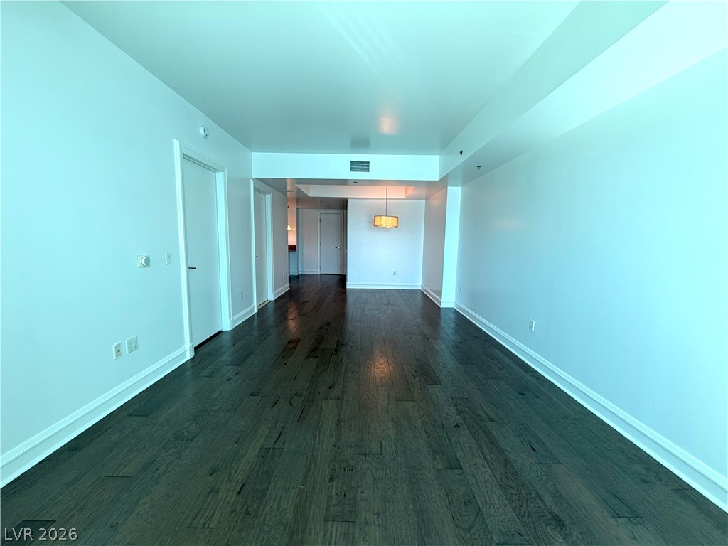 2700 Las Vegas Boulevard 3211