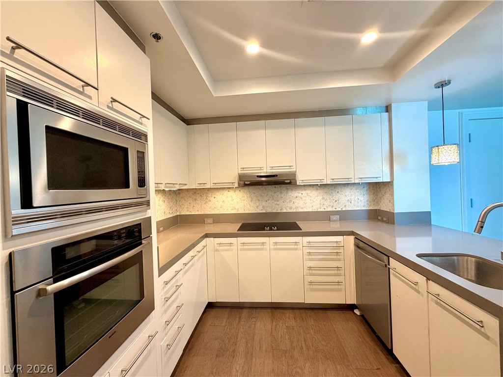 2700 Las Vegas Boulevard 3211