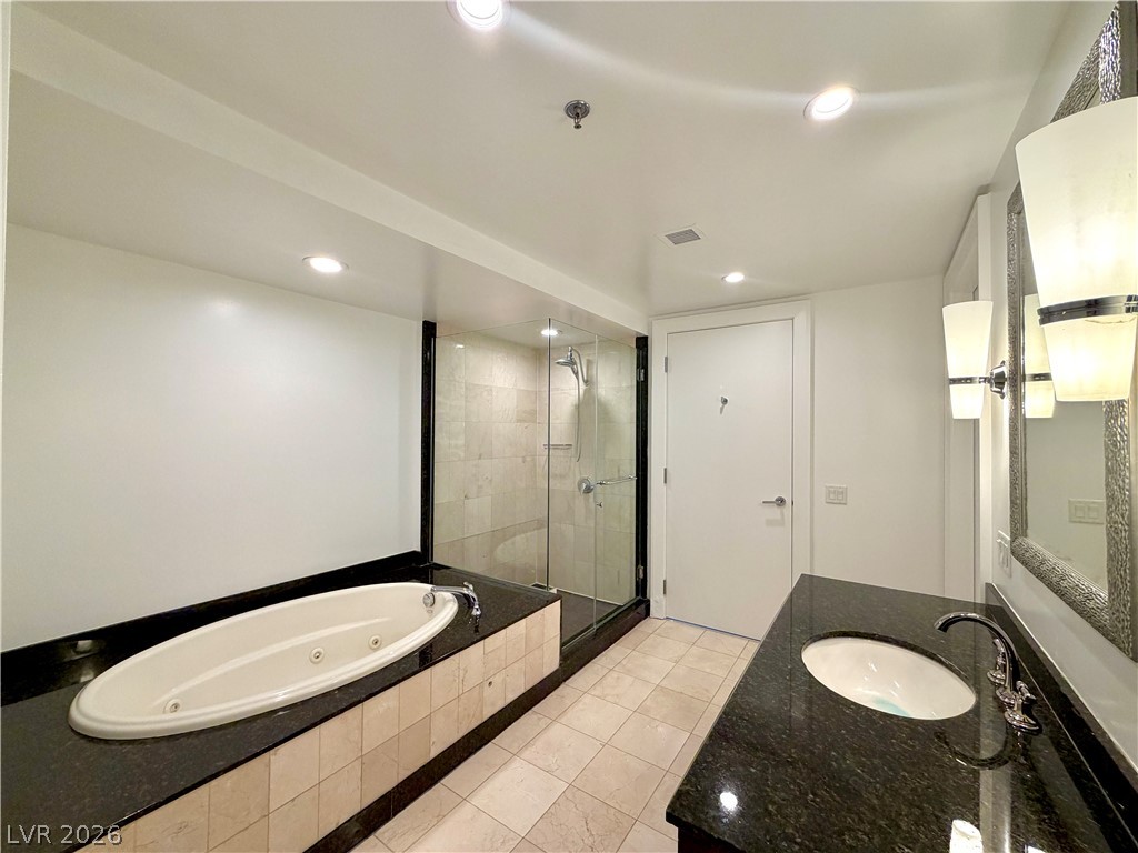 2700 Las Vegas Boulevard 3211