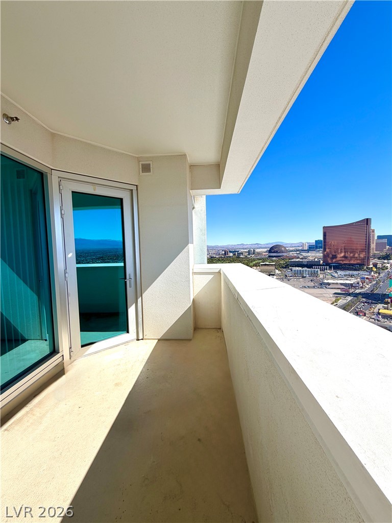 2700 Las Vegas Boulevard 3211