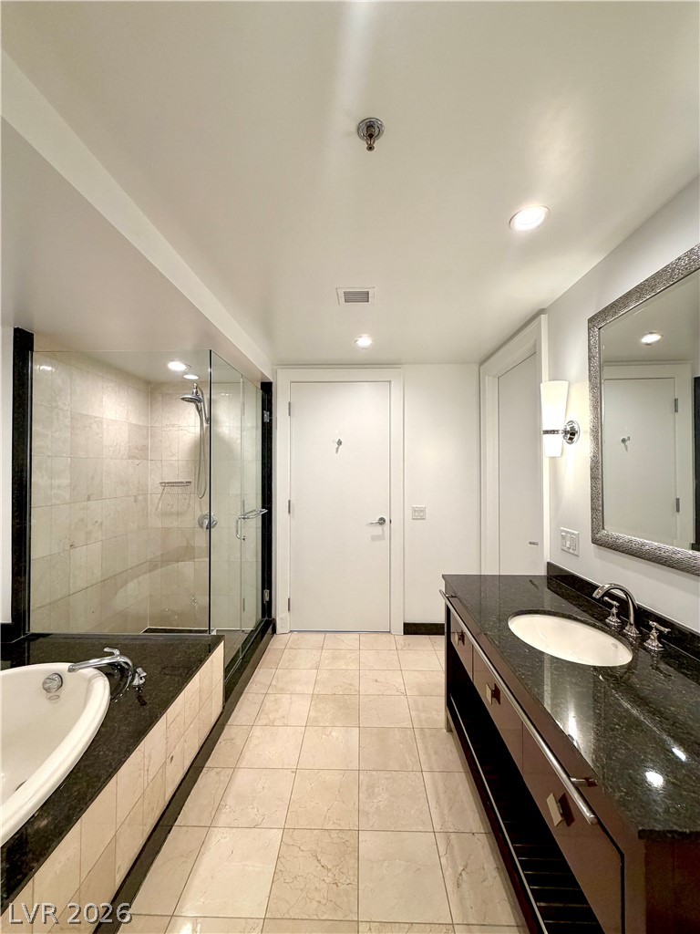 2700 Las Vegas Boulevard 3211