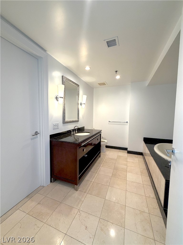 2700 Las Vegas Boulevard 3211