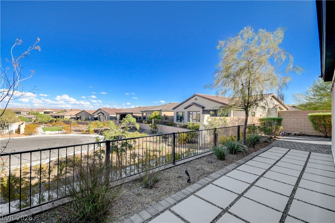 22 Desert Ivy Lane