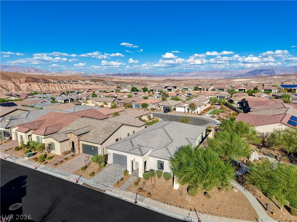 22 Desert Ivy Lane