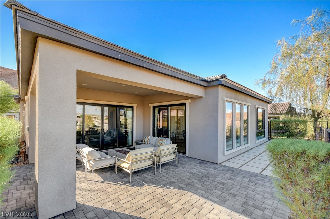 22 Desert Ivy Lane