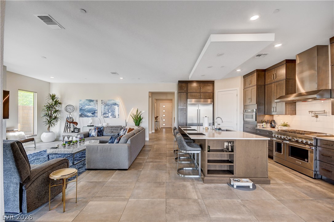 22 Desert Ivy Lane