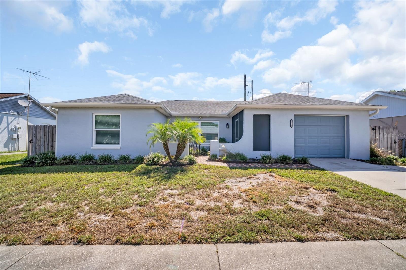 1238 MANDARIN DR