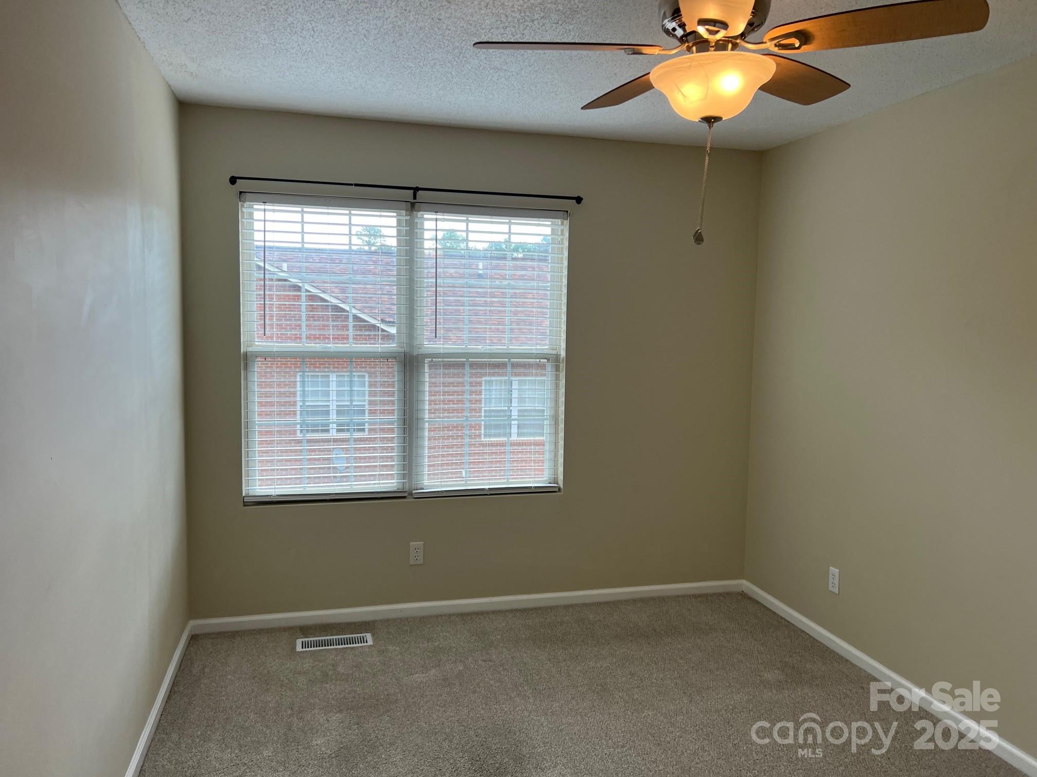 102 Brandywine Drive NE