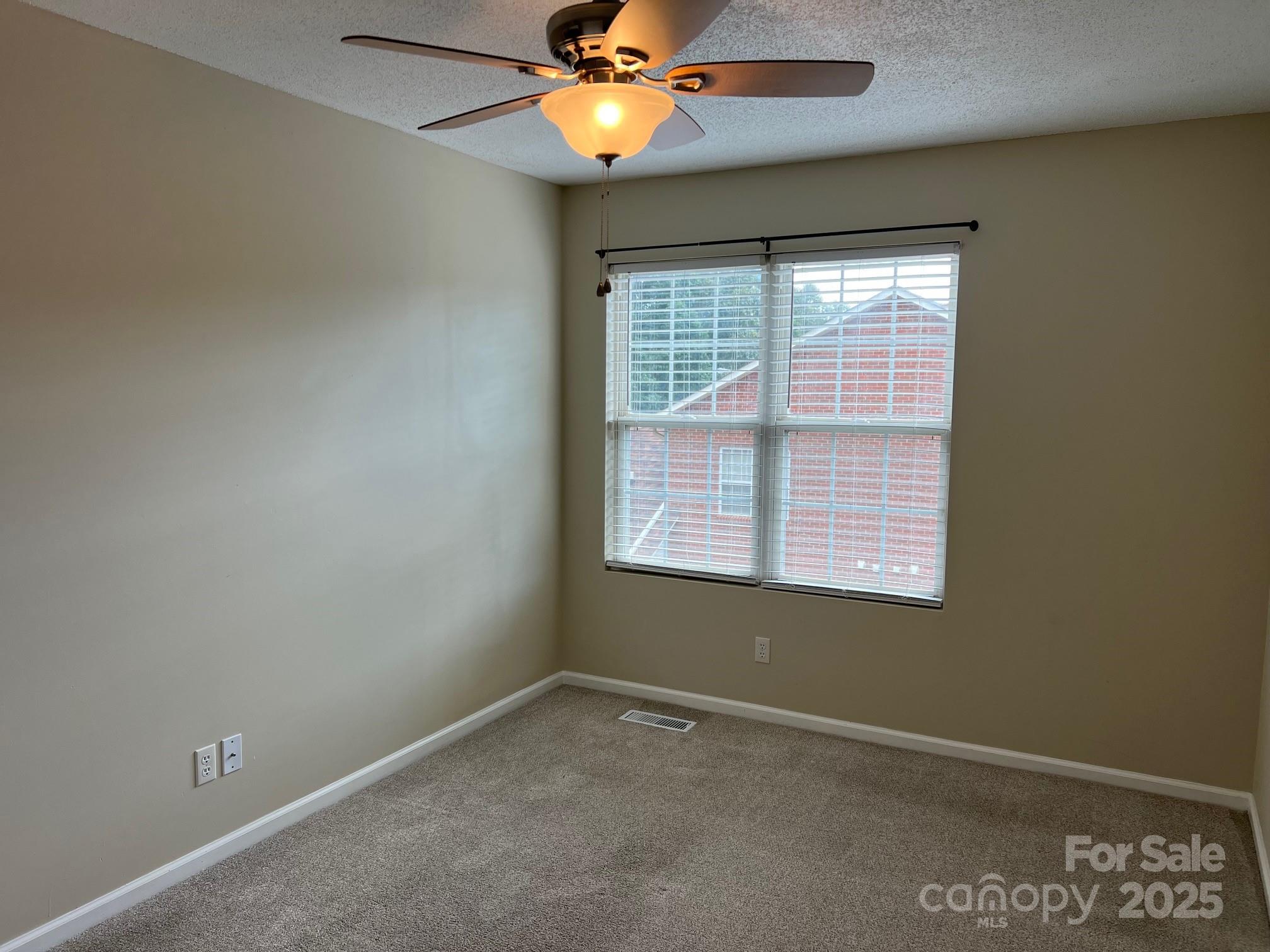102 Brandywine Drive NE