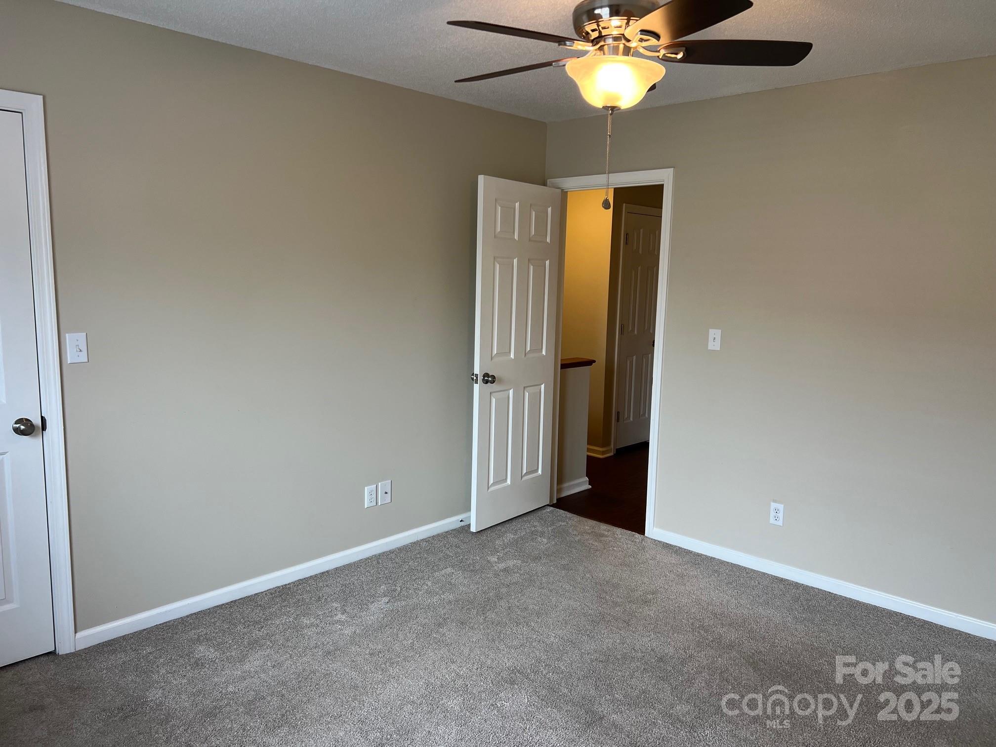 102 Brandywine Drive NE