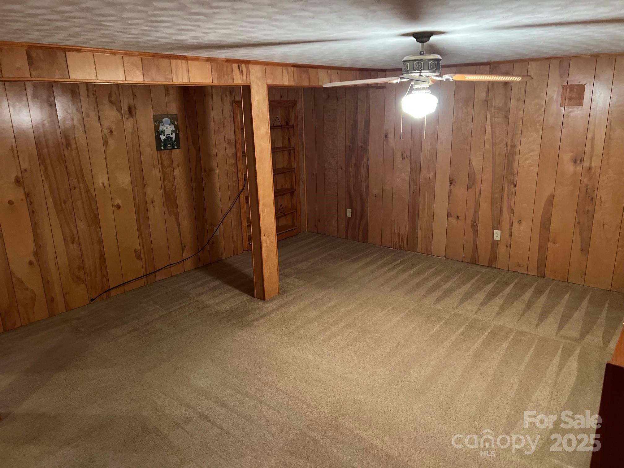 2819 Playmore Beach Road