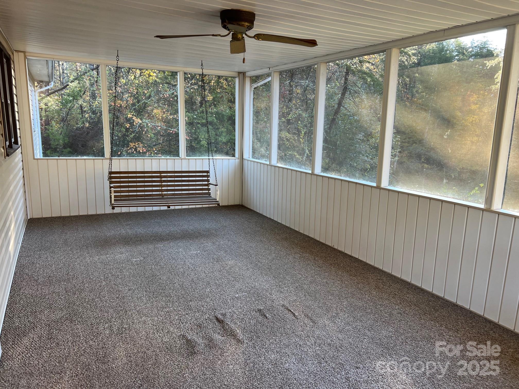 2819 Playmore Beach Road