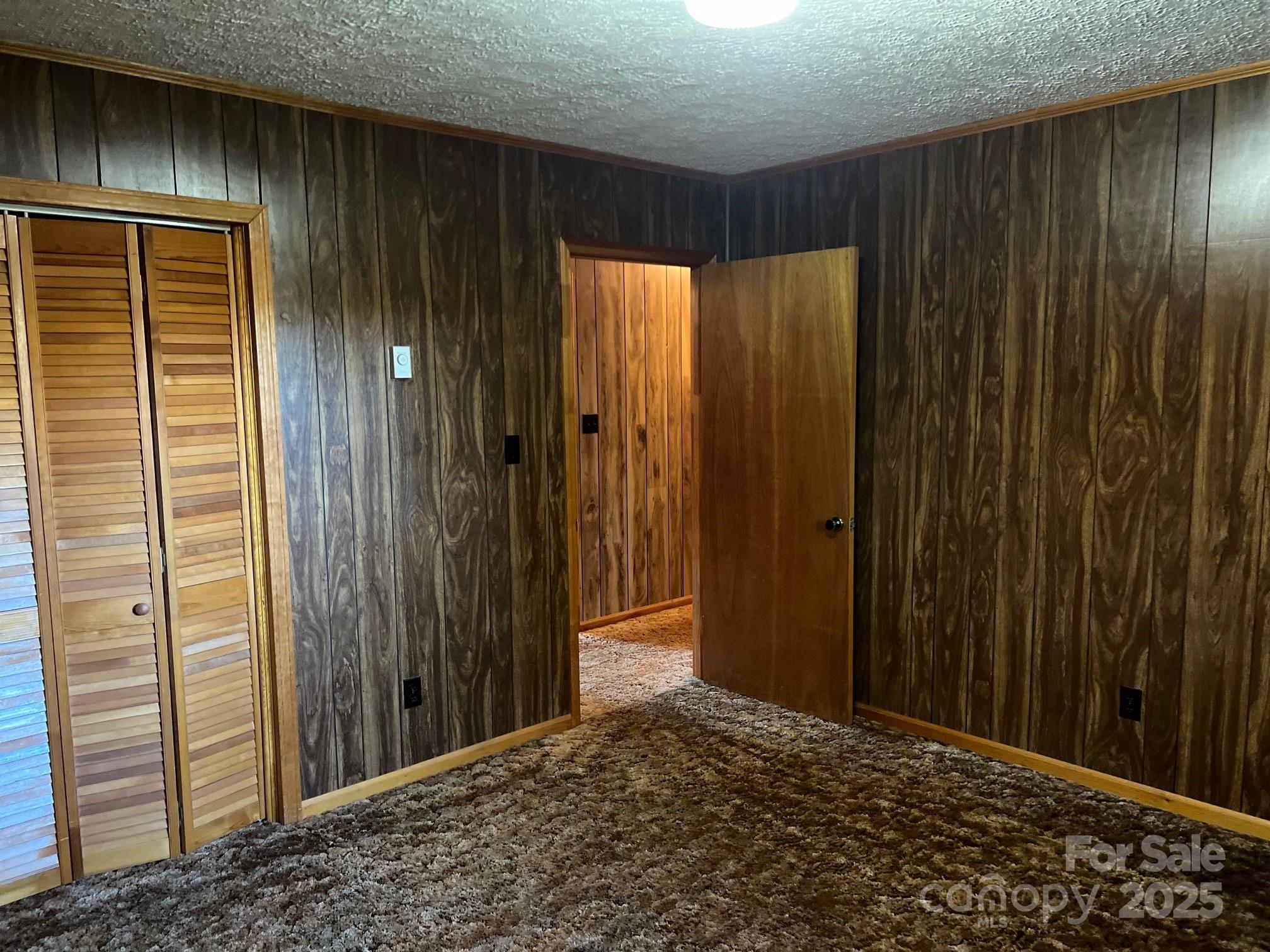 2819 Playmore Beach Road