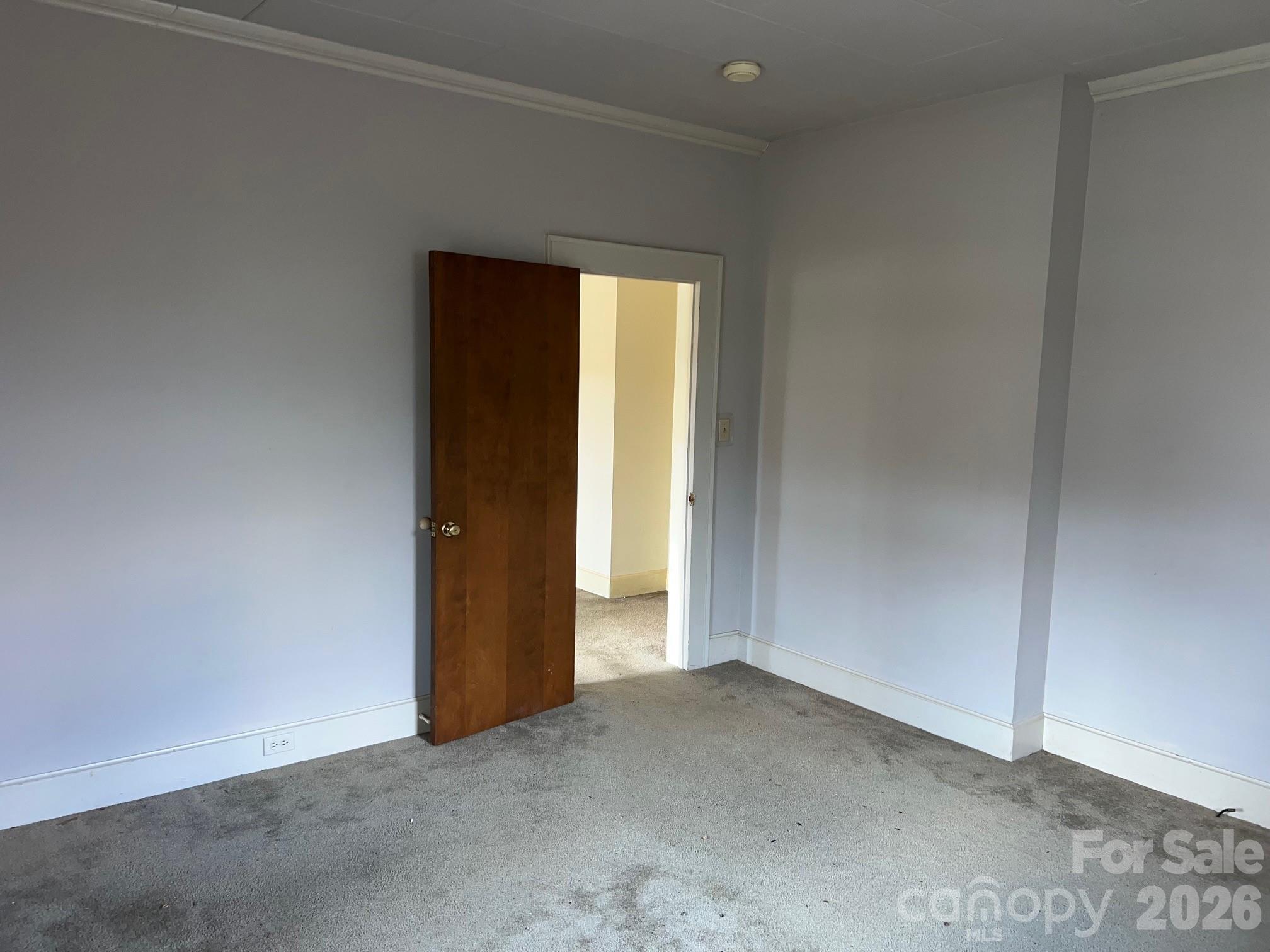 507 S College Street