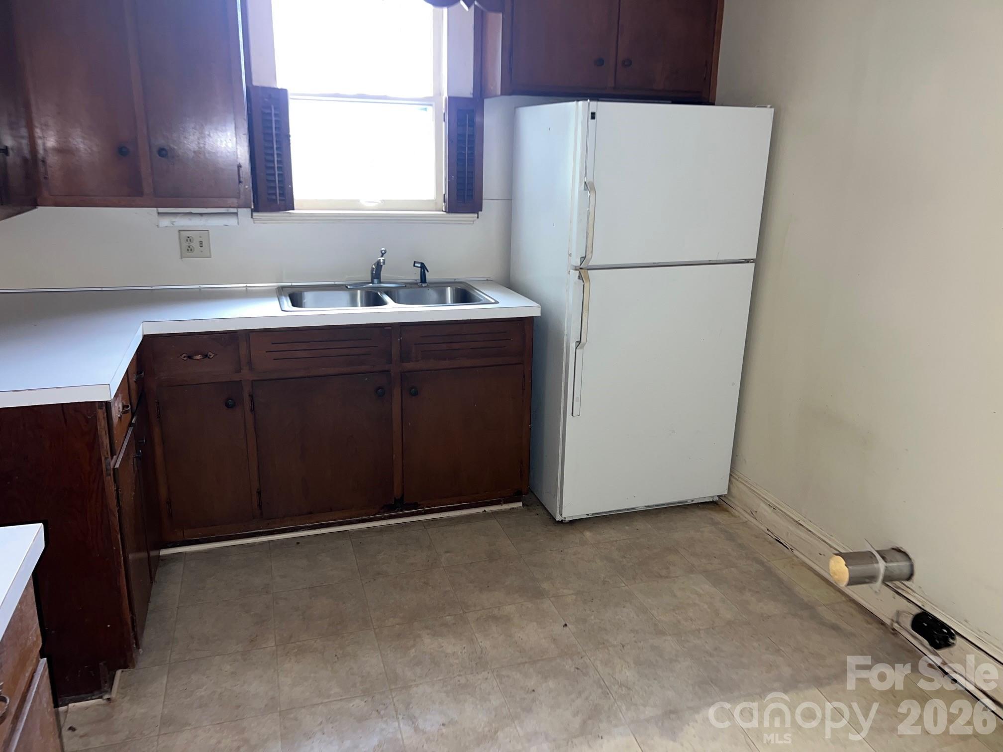 507 S College Street