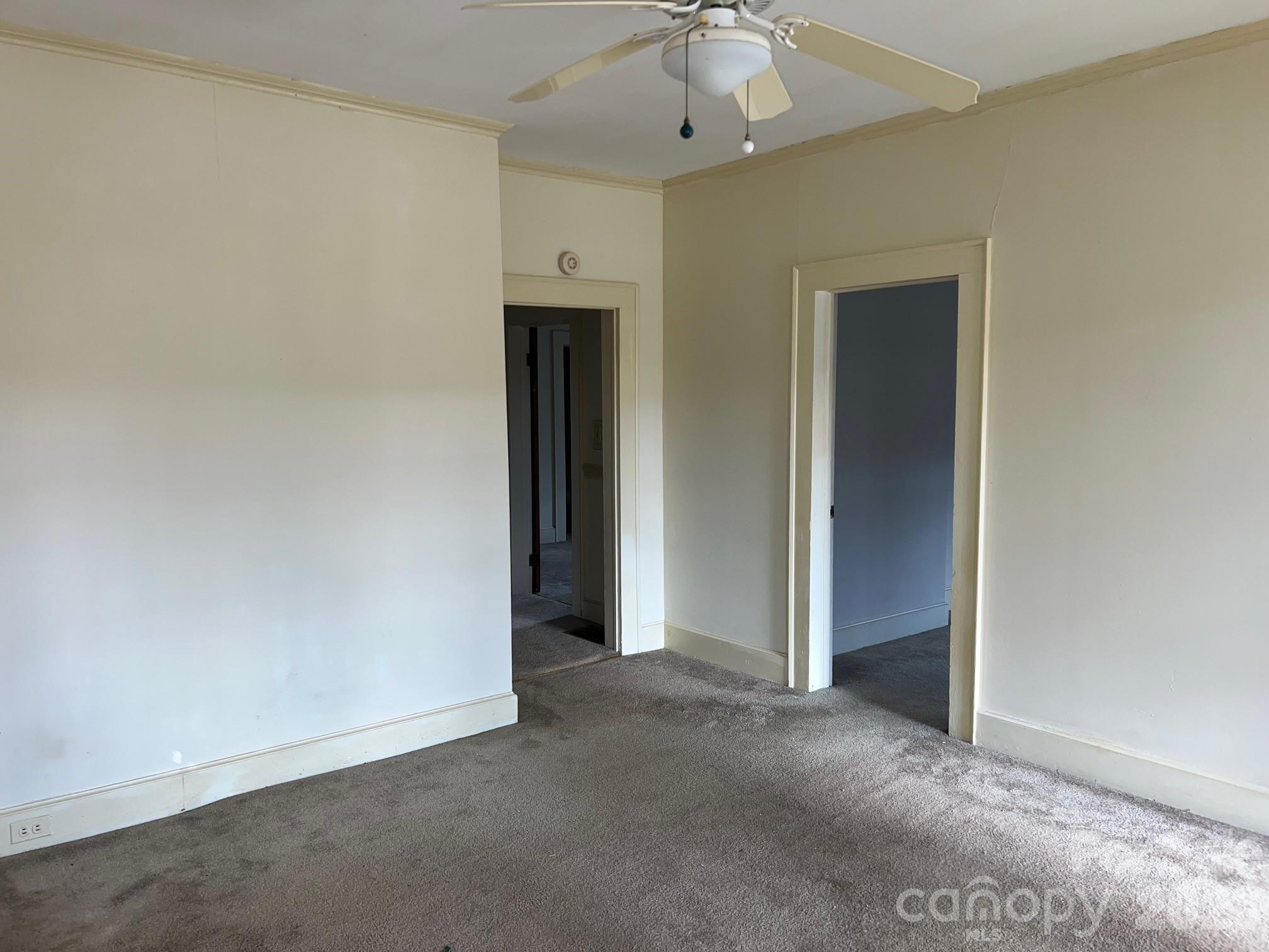 507 S College Street