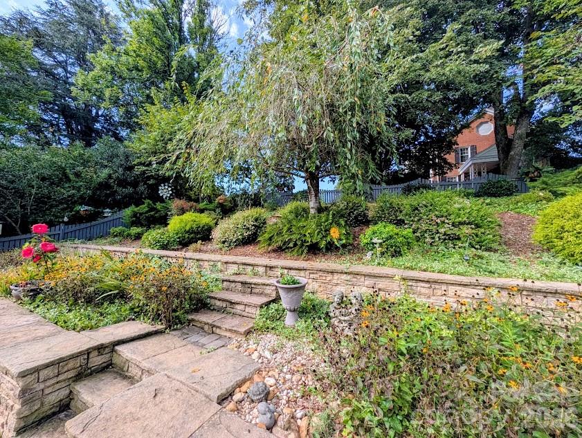 103 Henrys Glen Drive