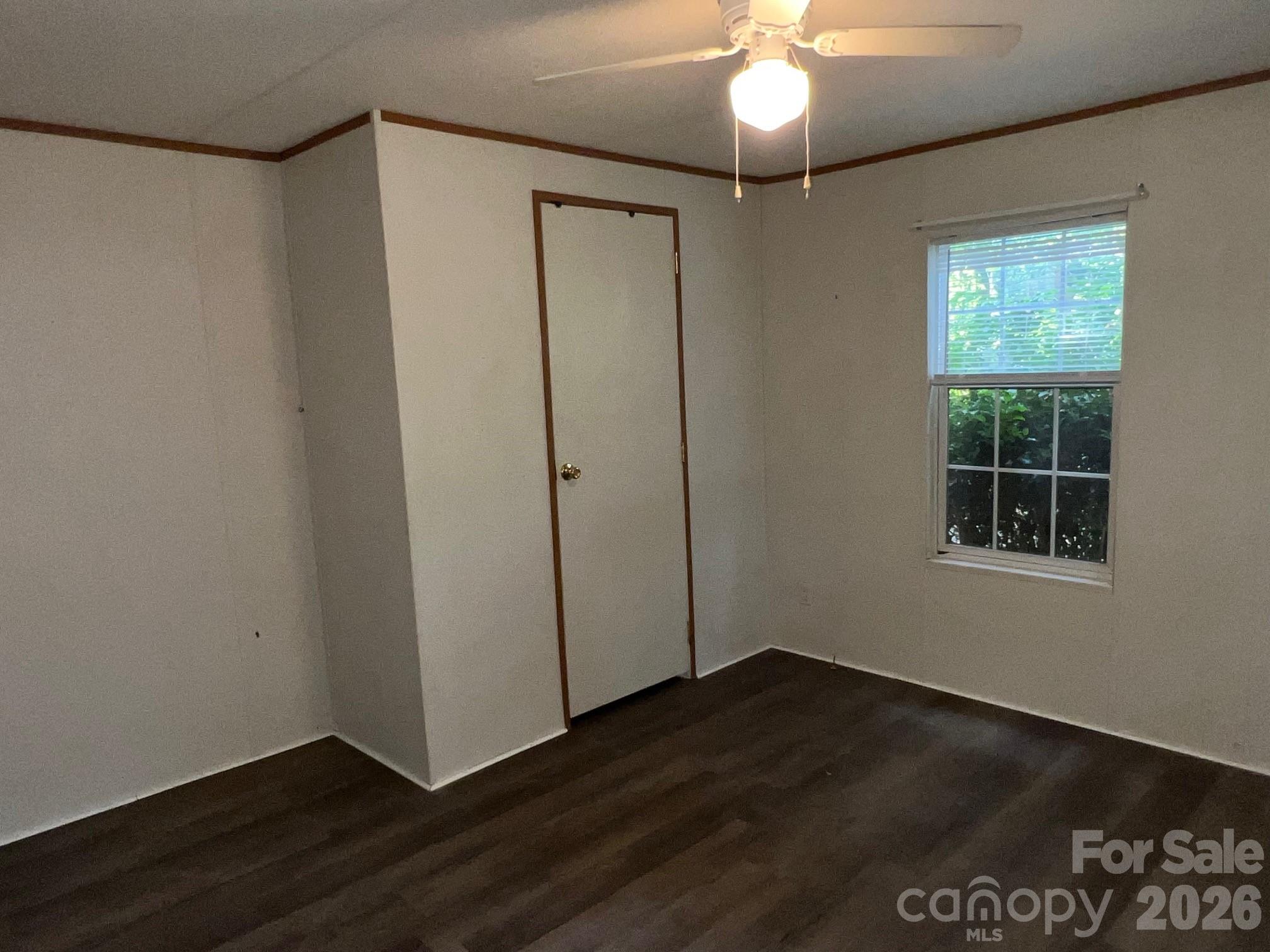 5543 White Oaks Drive