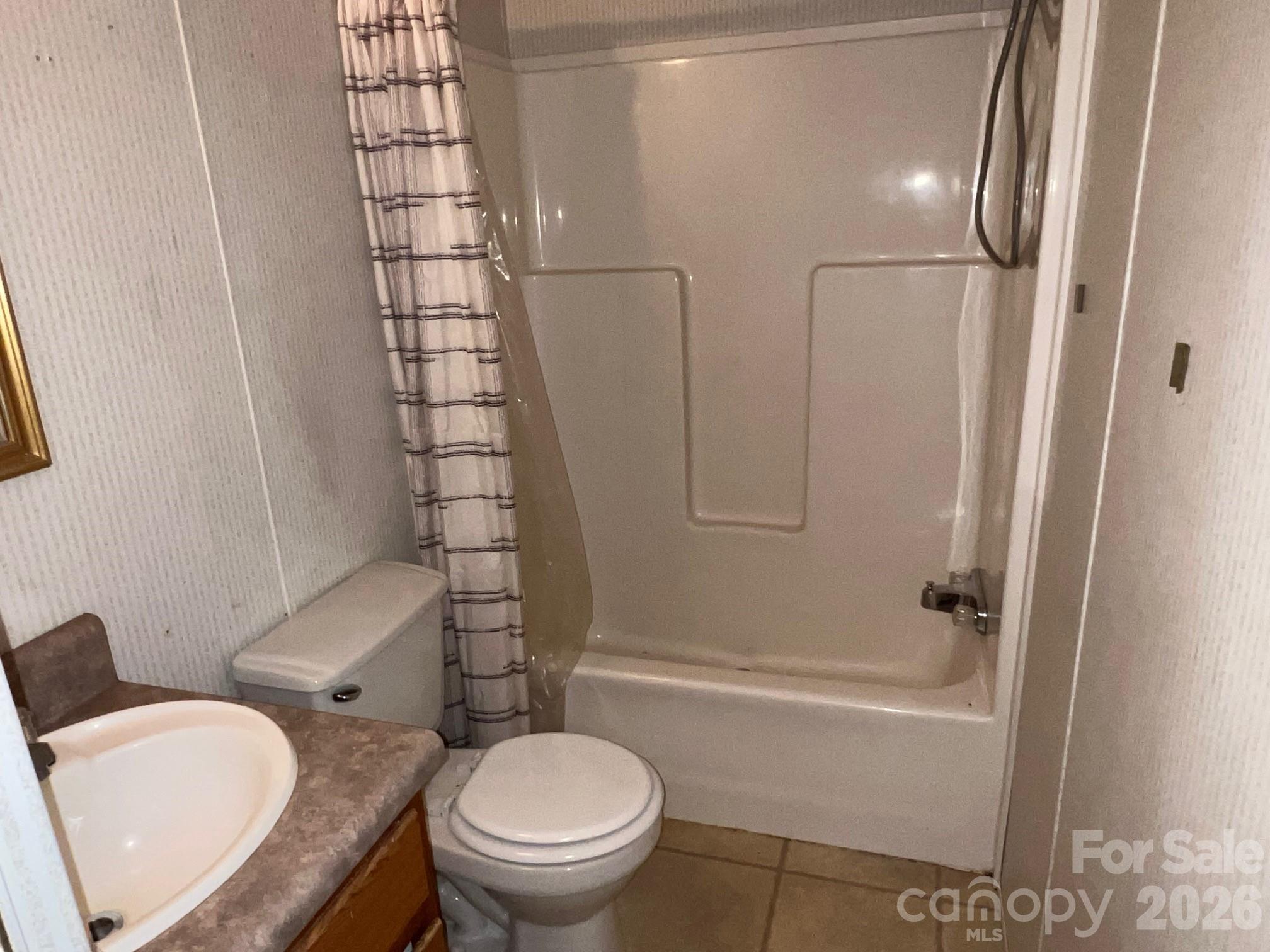 5543 White Oaks Drive