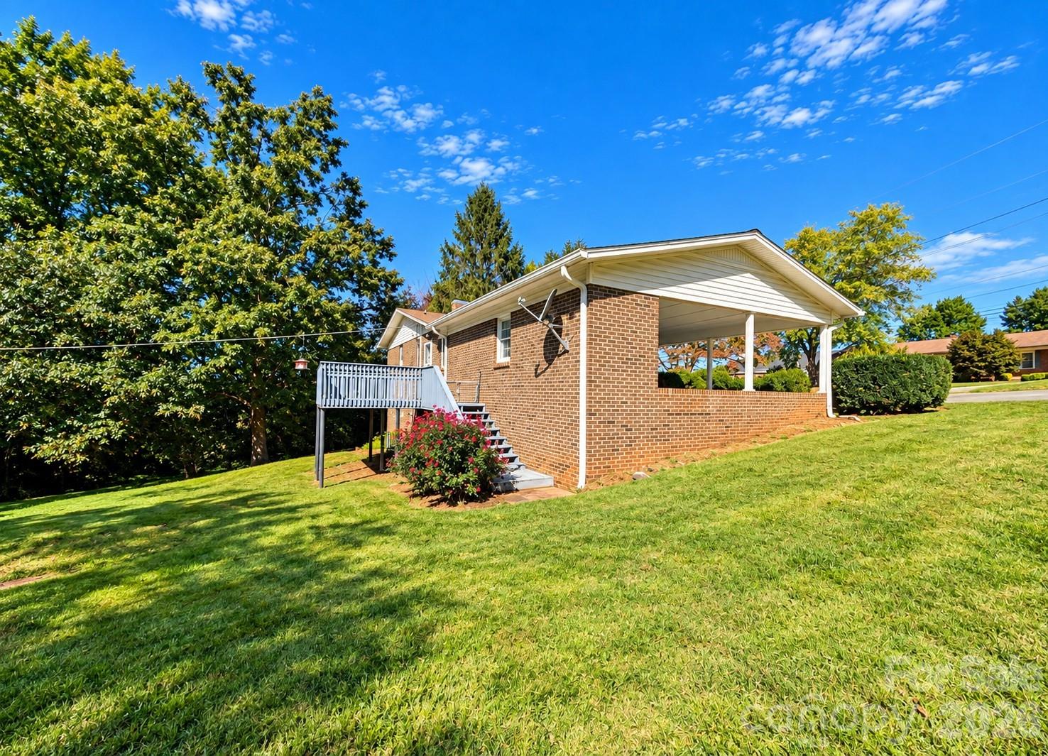 106 Valley View Street