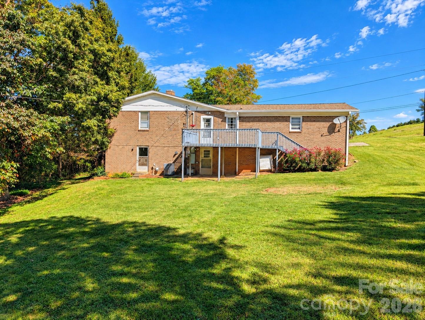 106 Valley View Street