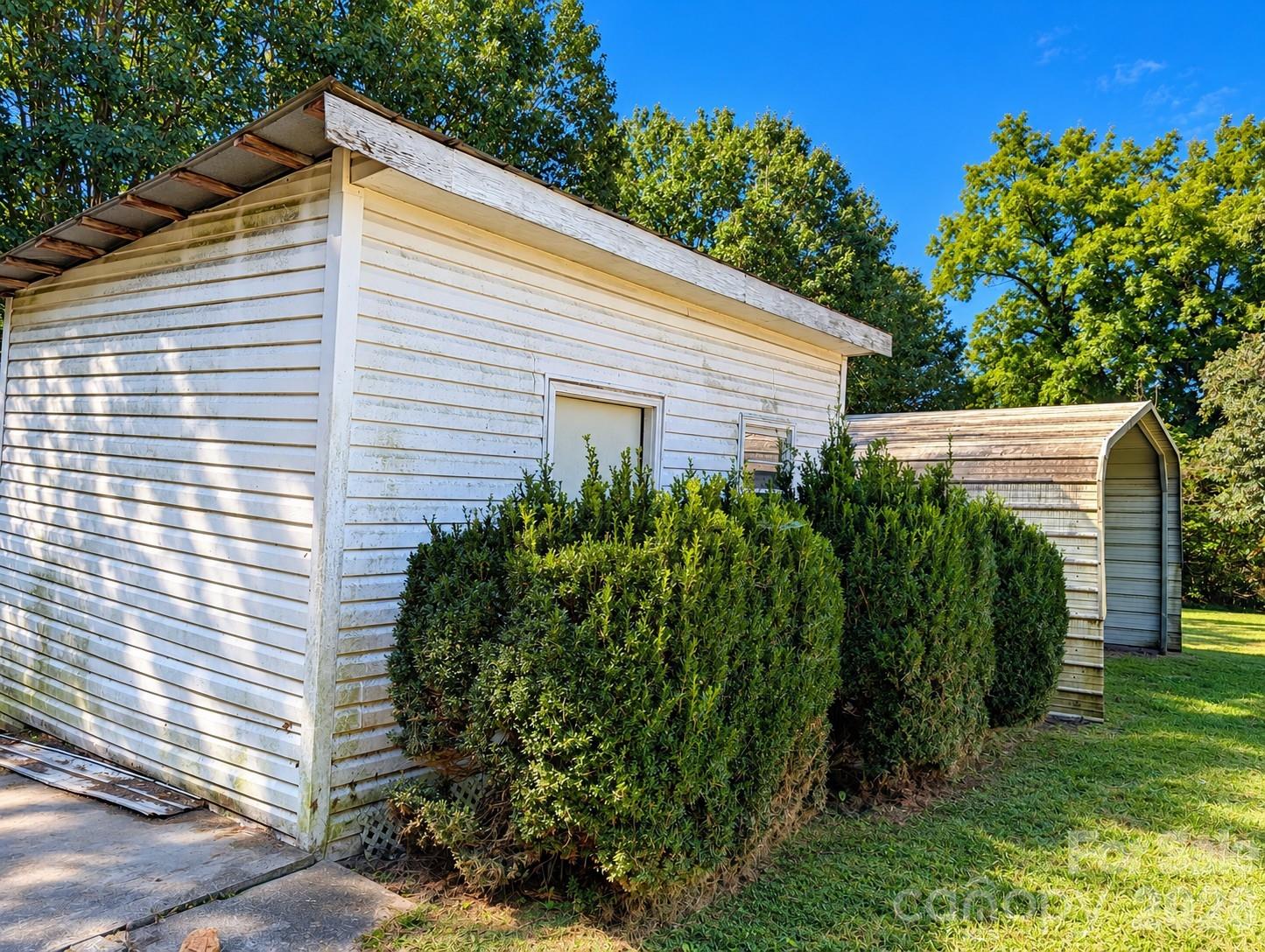106 Valley View Street