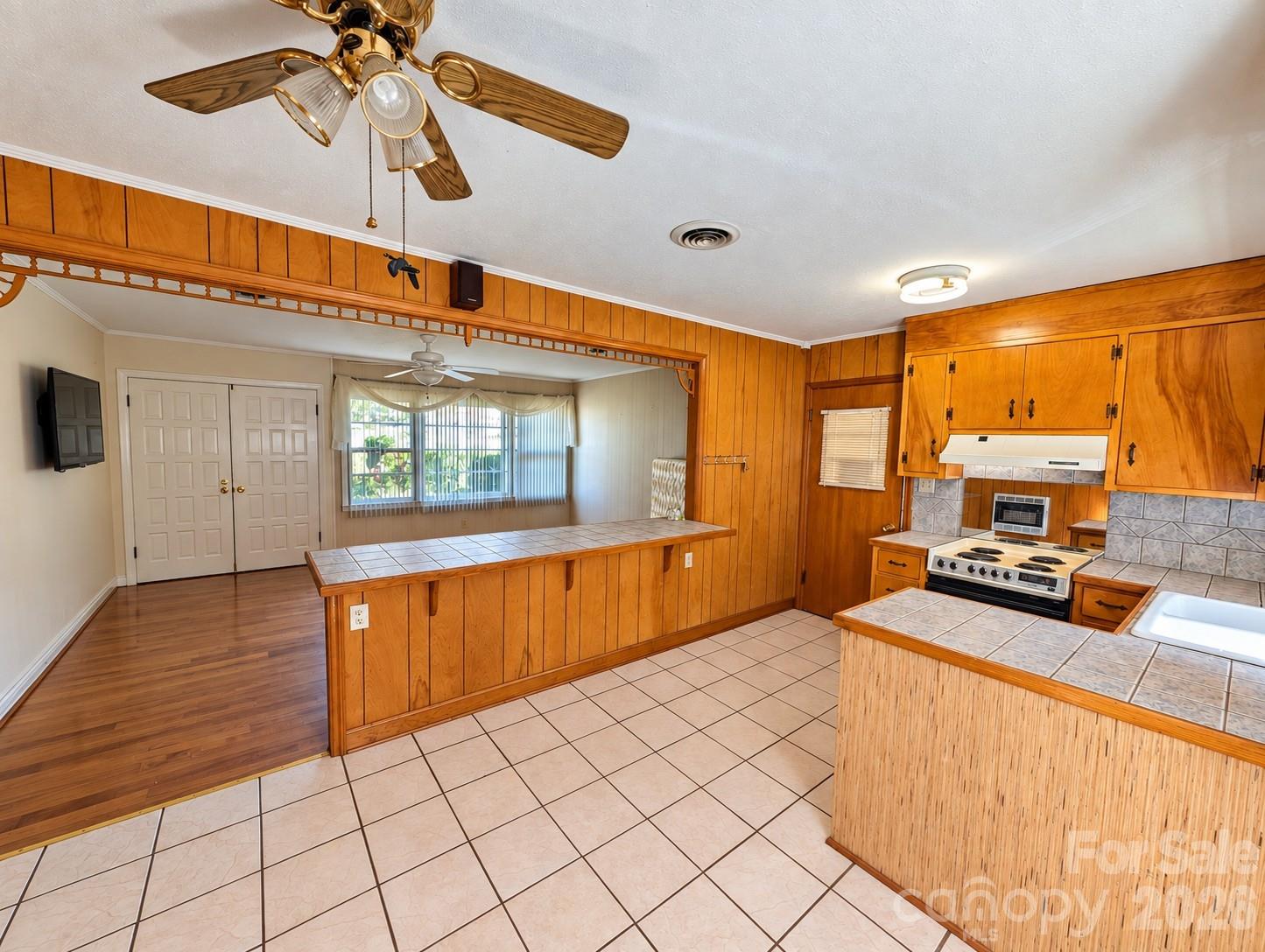 106 Valley View Street
