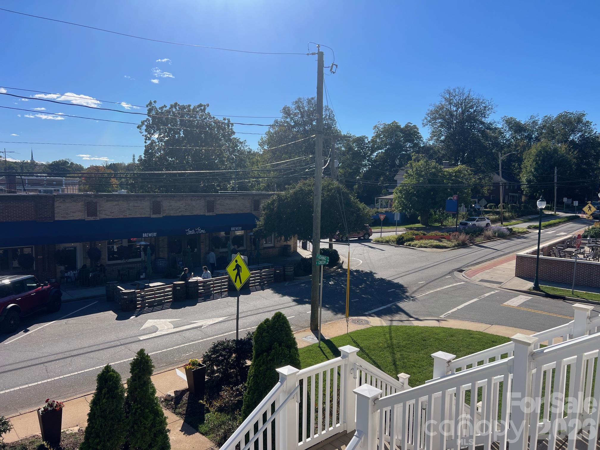 308 N Green Street Street Unit: 5
