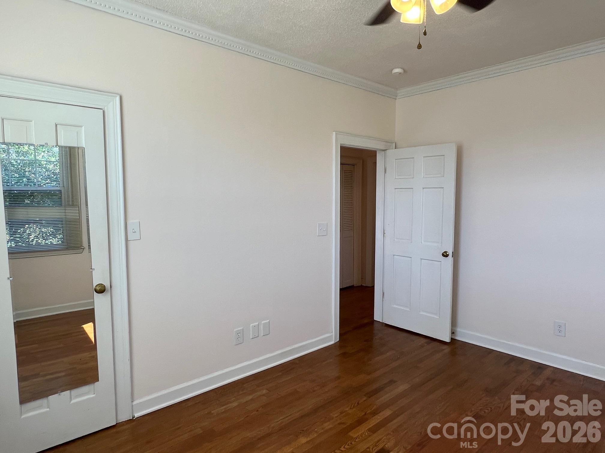308 N Green Street Street Unit: 5