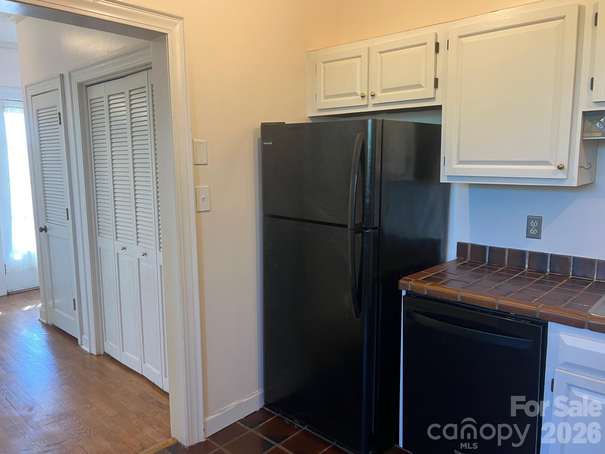 308 N Green Street Street Unit: 5