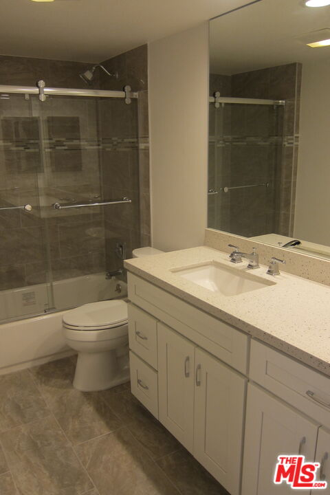 2909 Arizona Ave Unit: 16