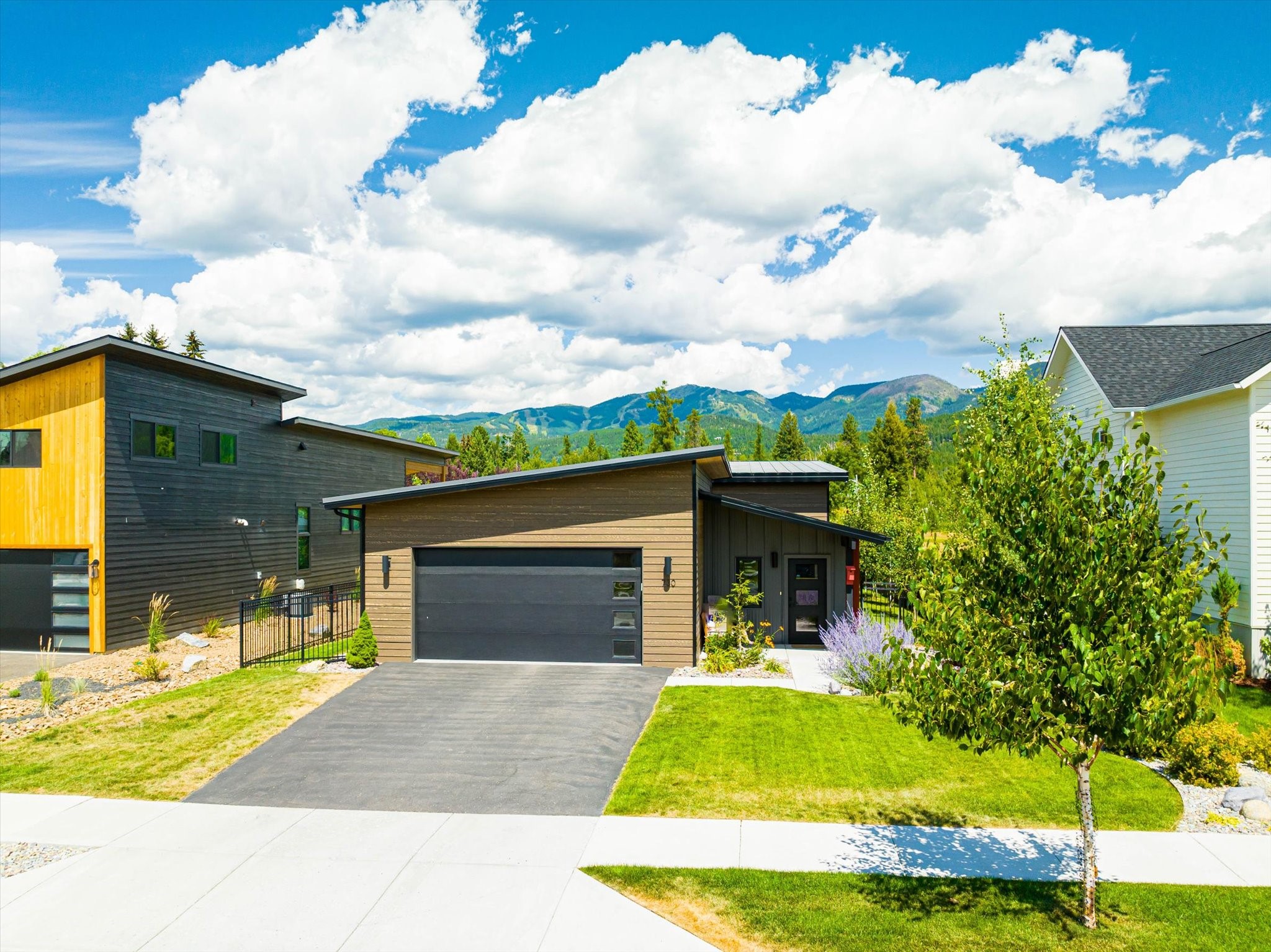 730 Cottonwood Court