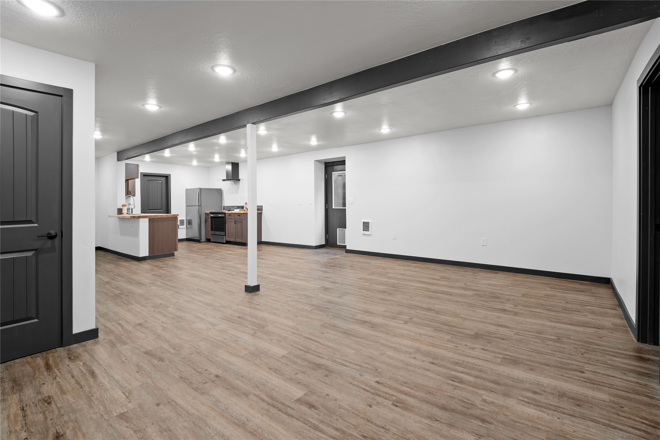605 Pine Place