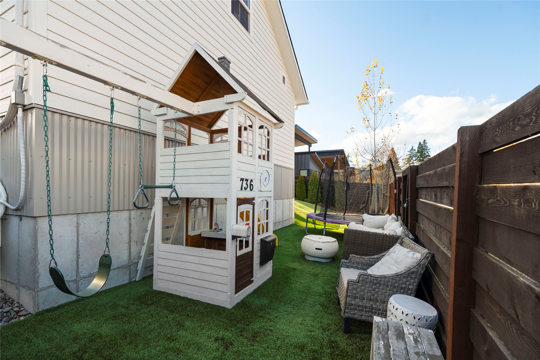 736 Cottonwood Court