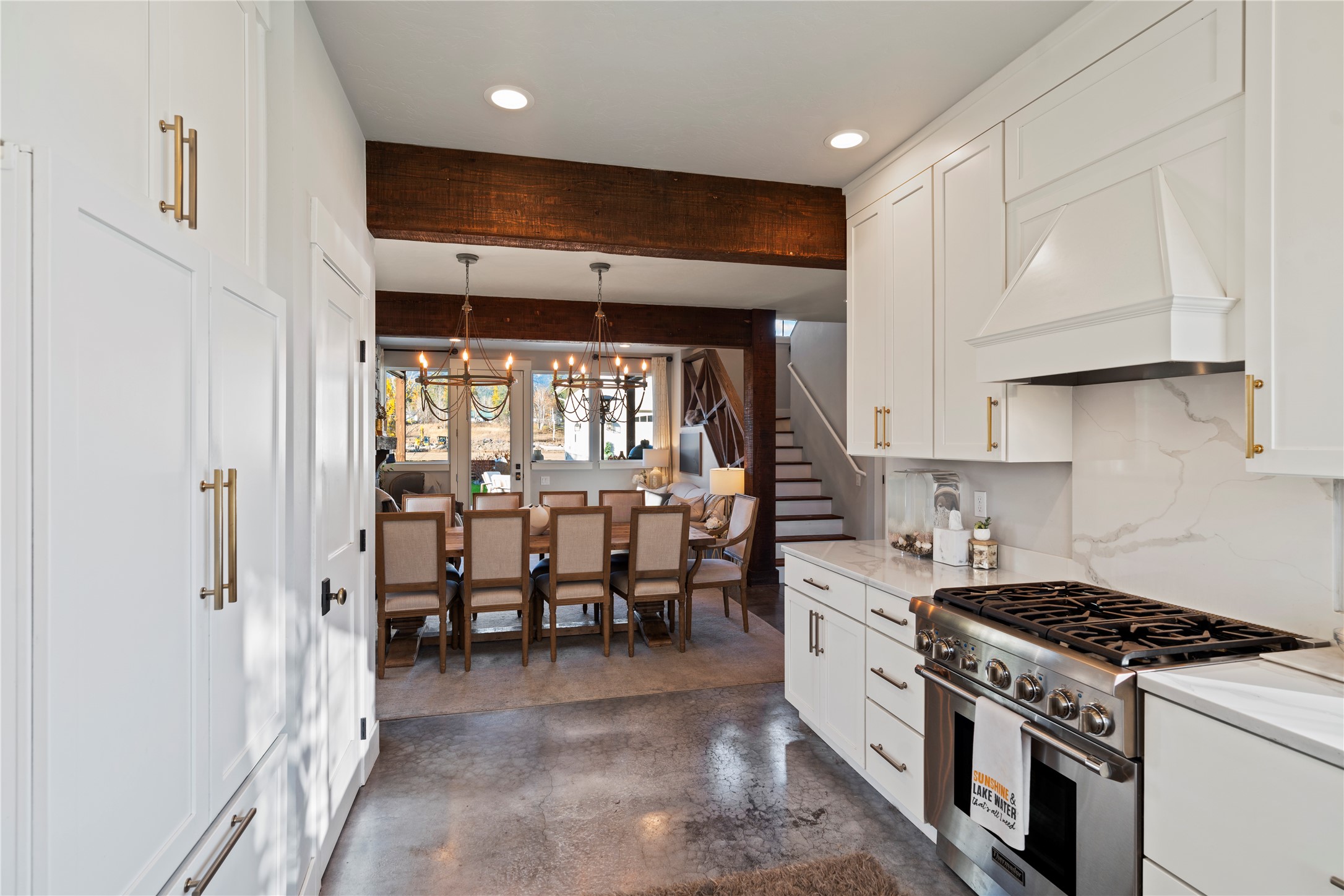 736 Cottonwood Court