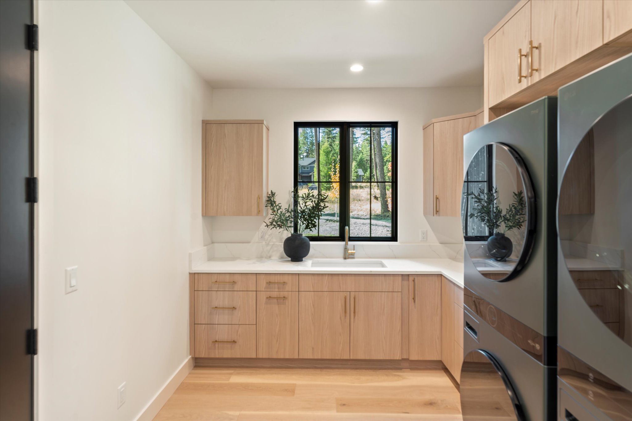 45 Meadow View Court