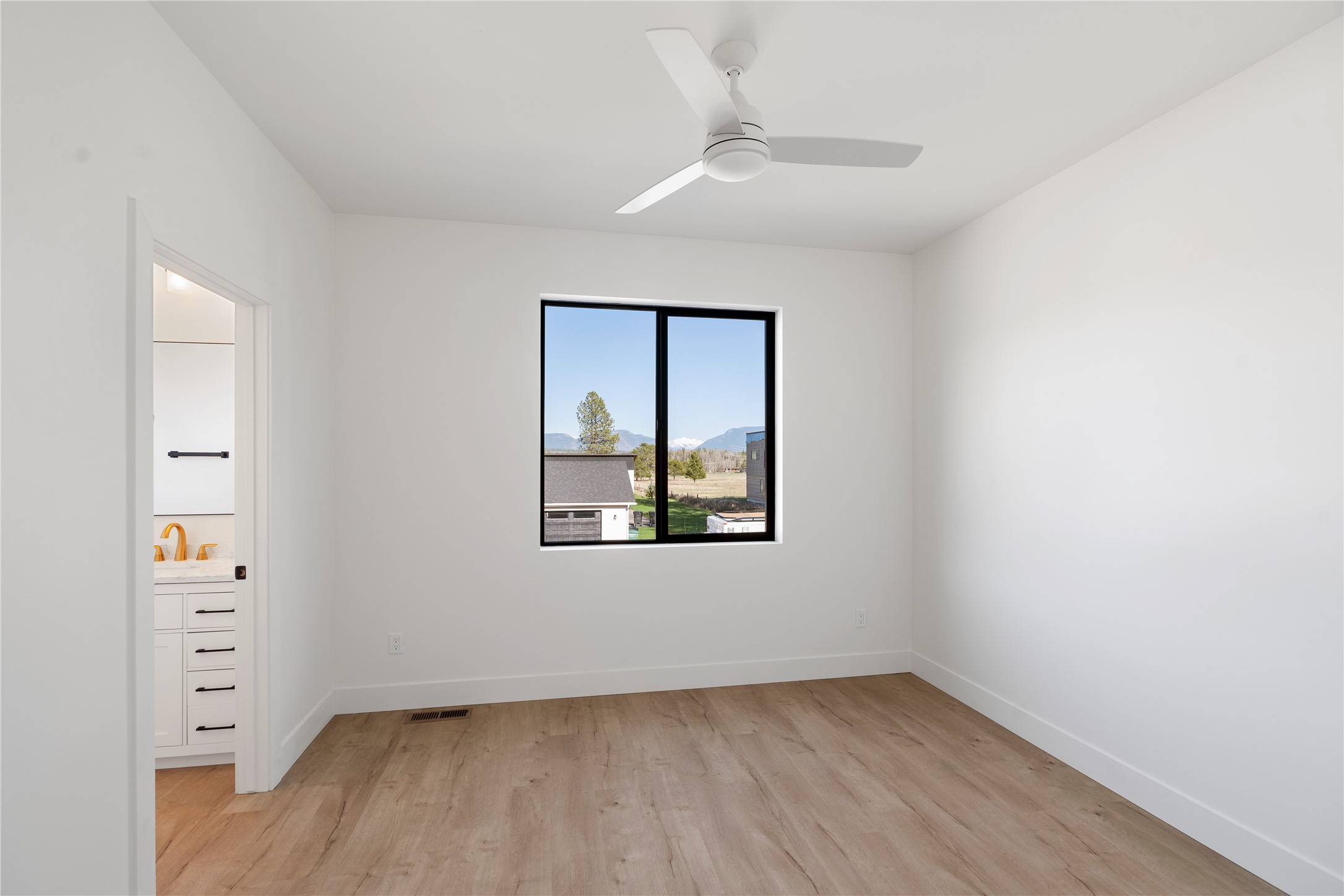 703 Cottonwood Court