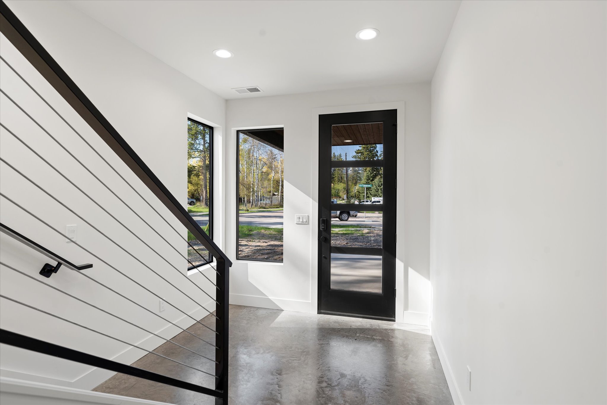 703 Cottonwood Court