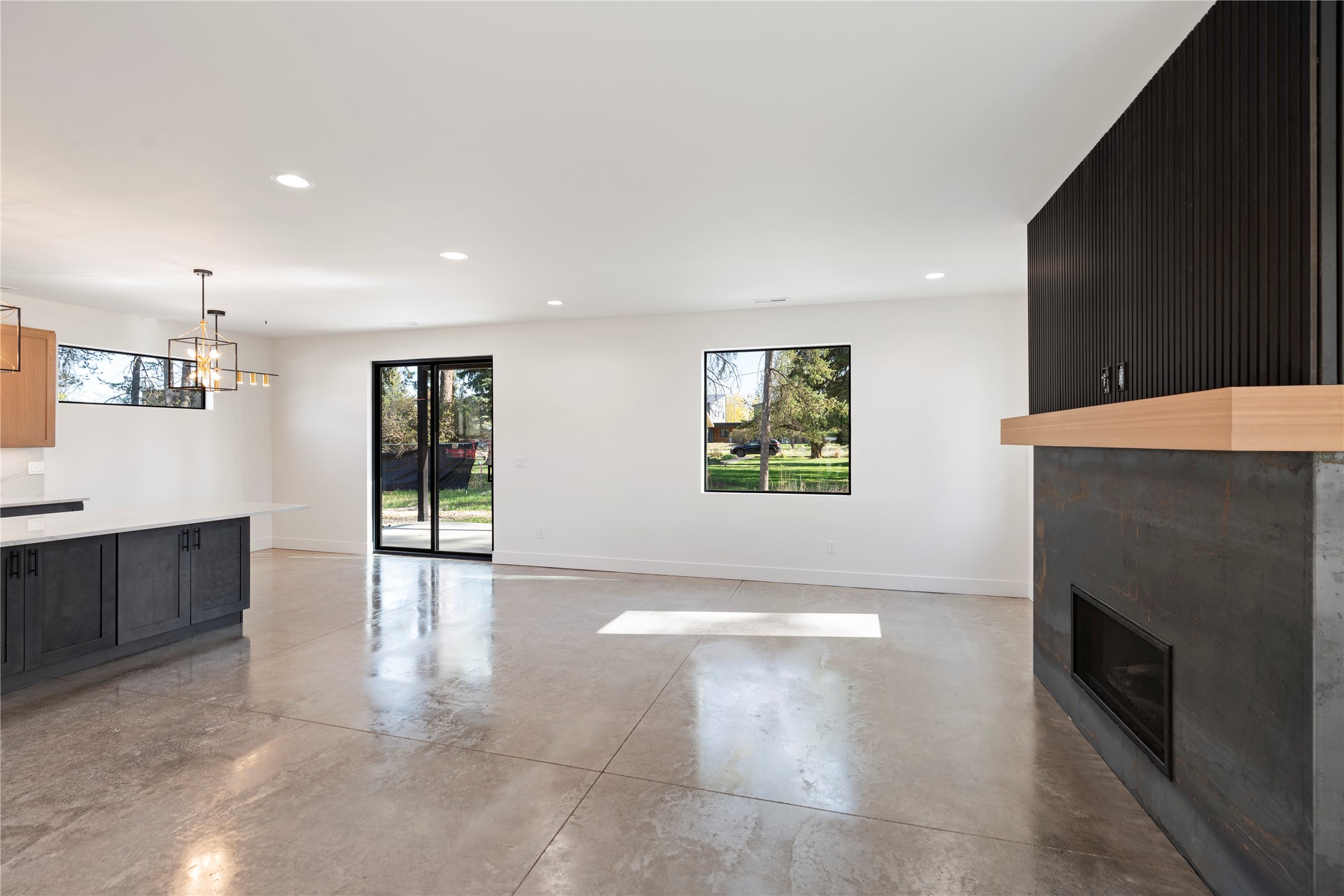 703 Cottonwood Court