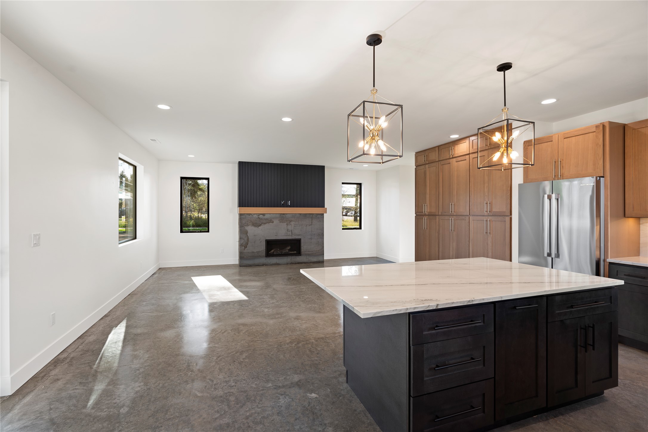 703 Cottonwood Court