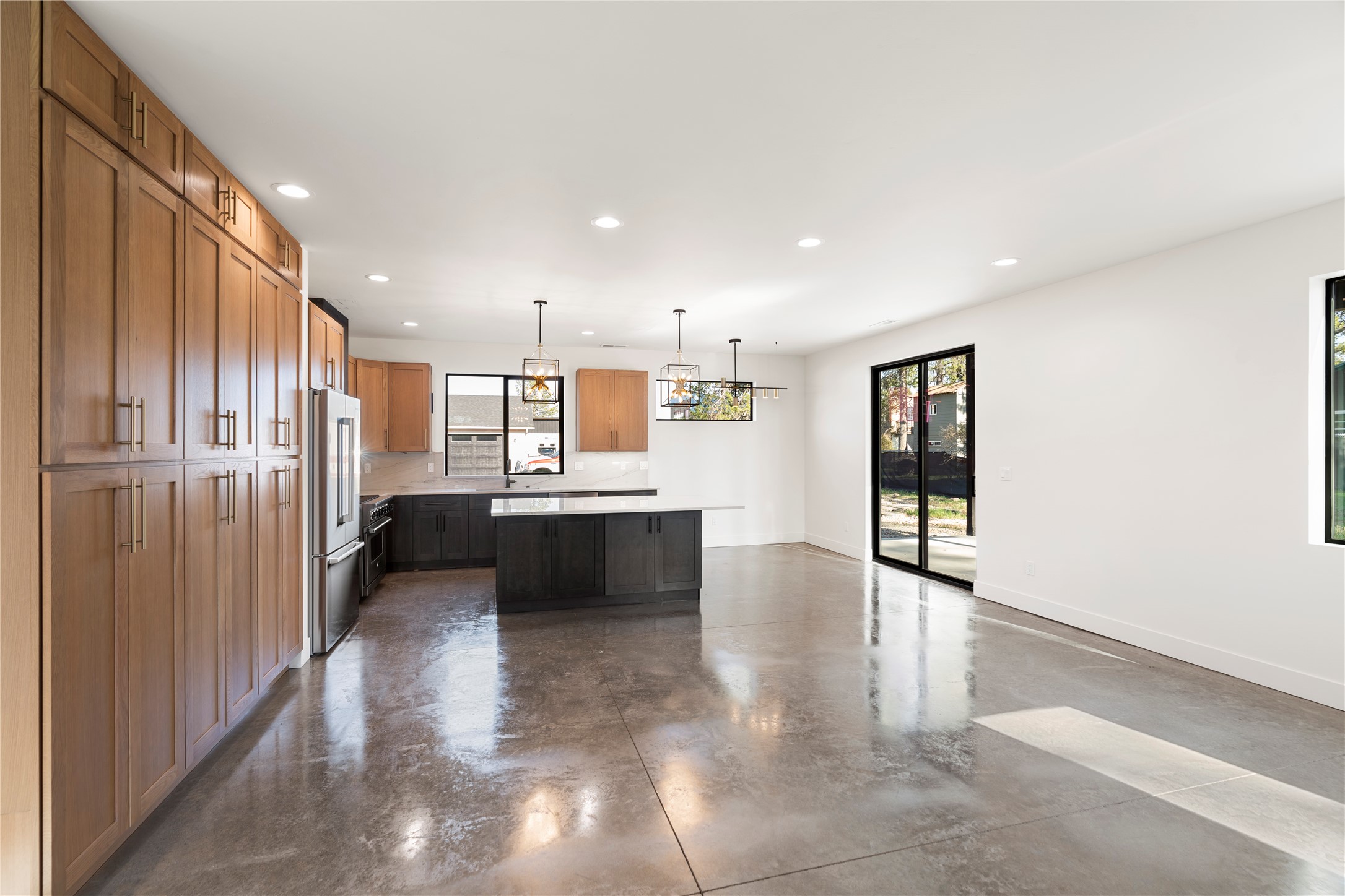 703 Cottonwood Court