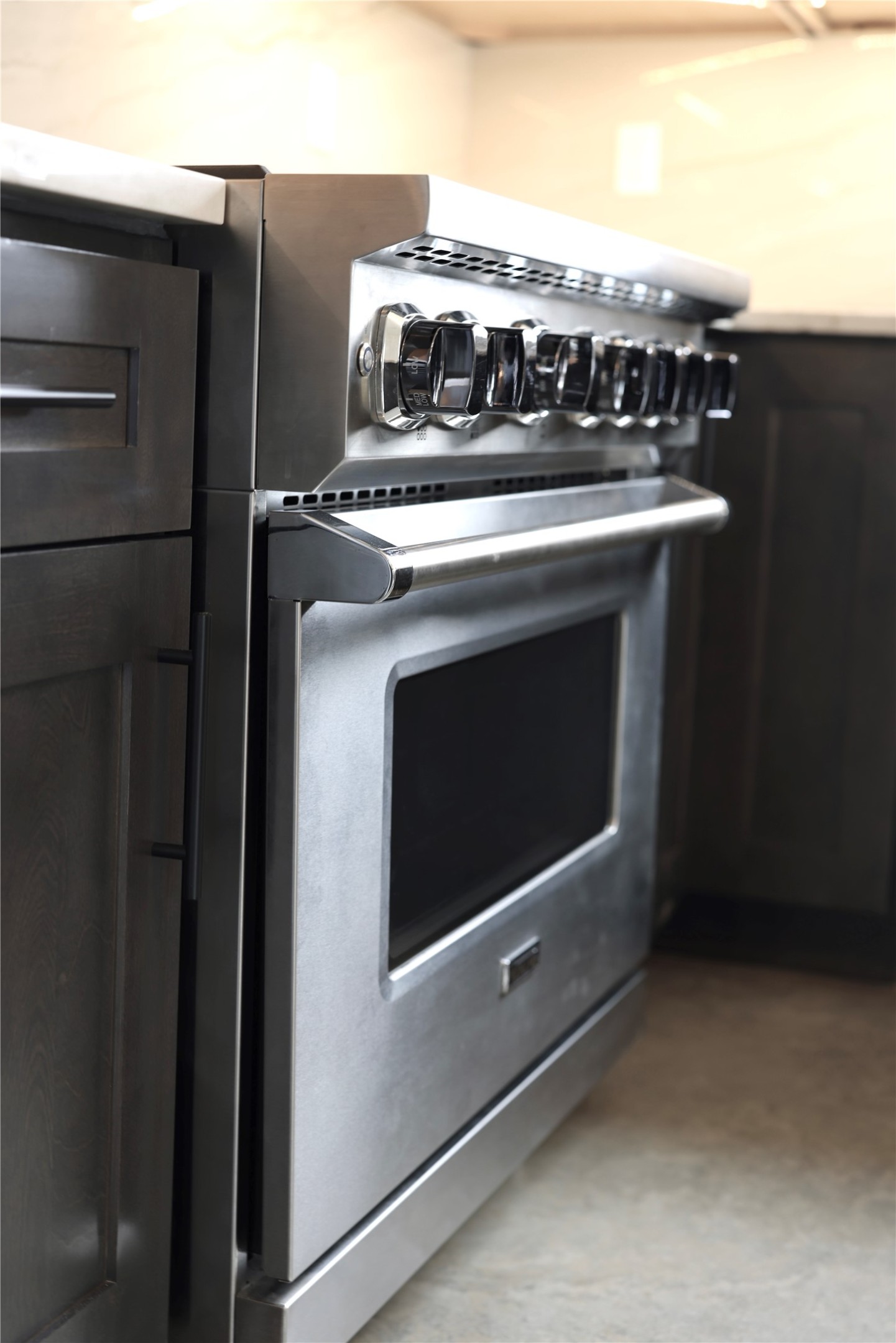 703 Cottonwood Court