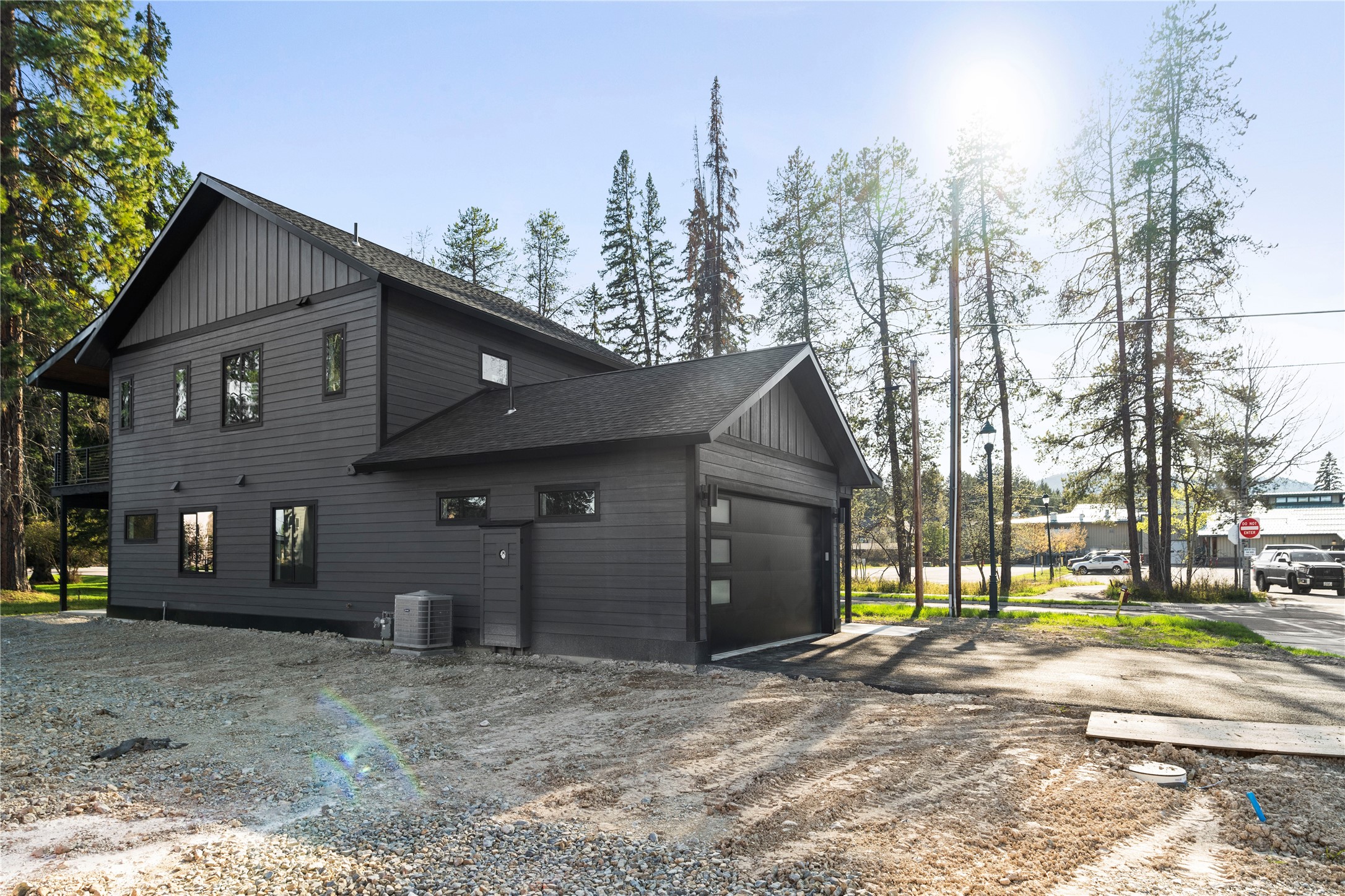 703 Cottonwood Court