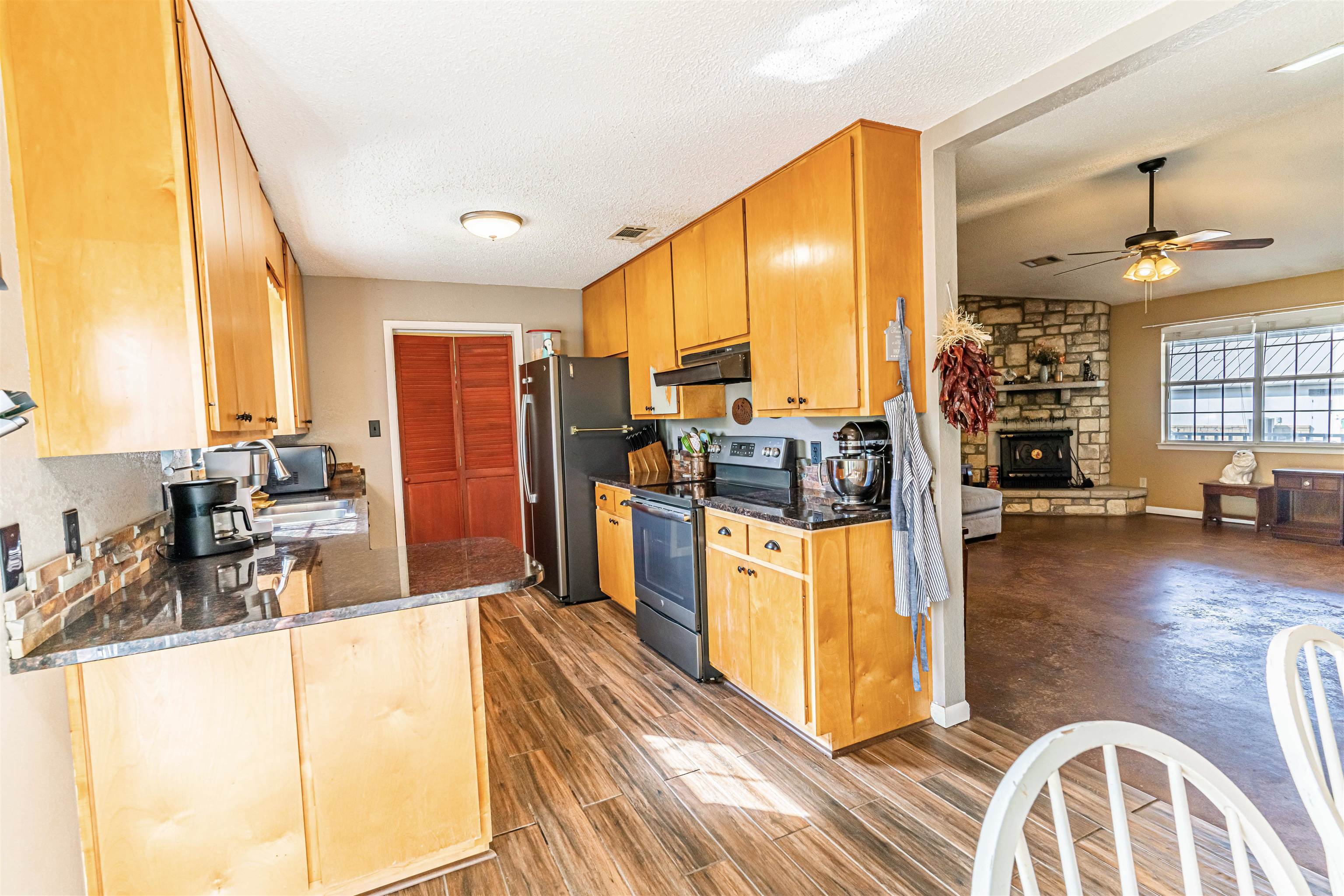 1810 Ridgeview