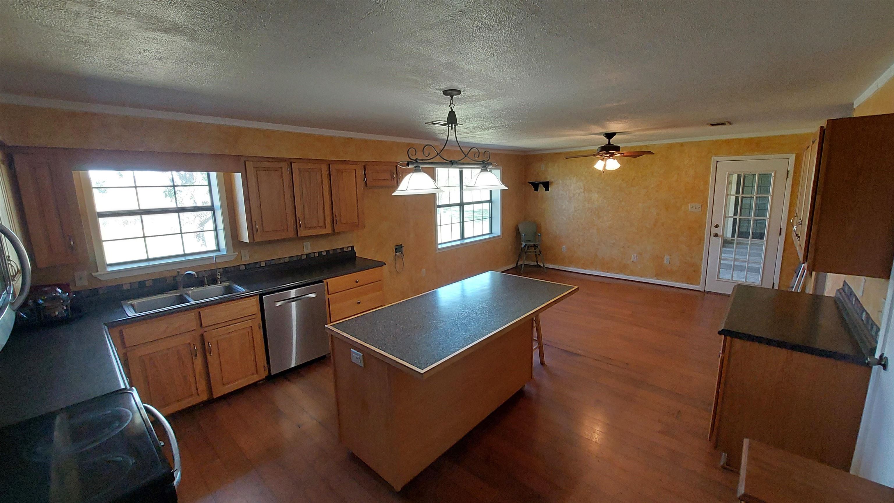 17502 College Street