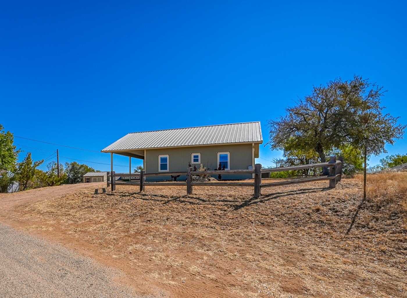 733 Sandy Harbor Drive