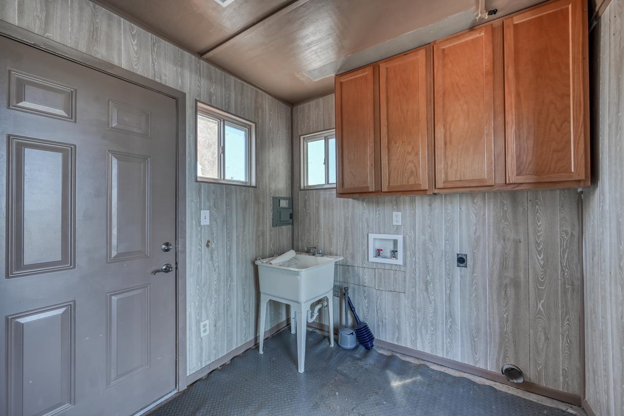 733 Sandy Harbor Drive